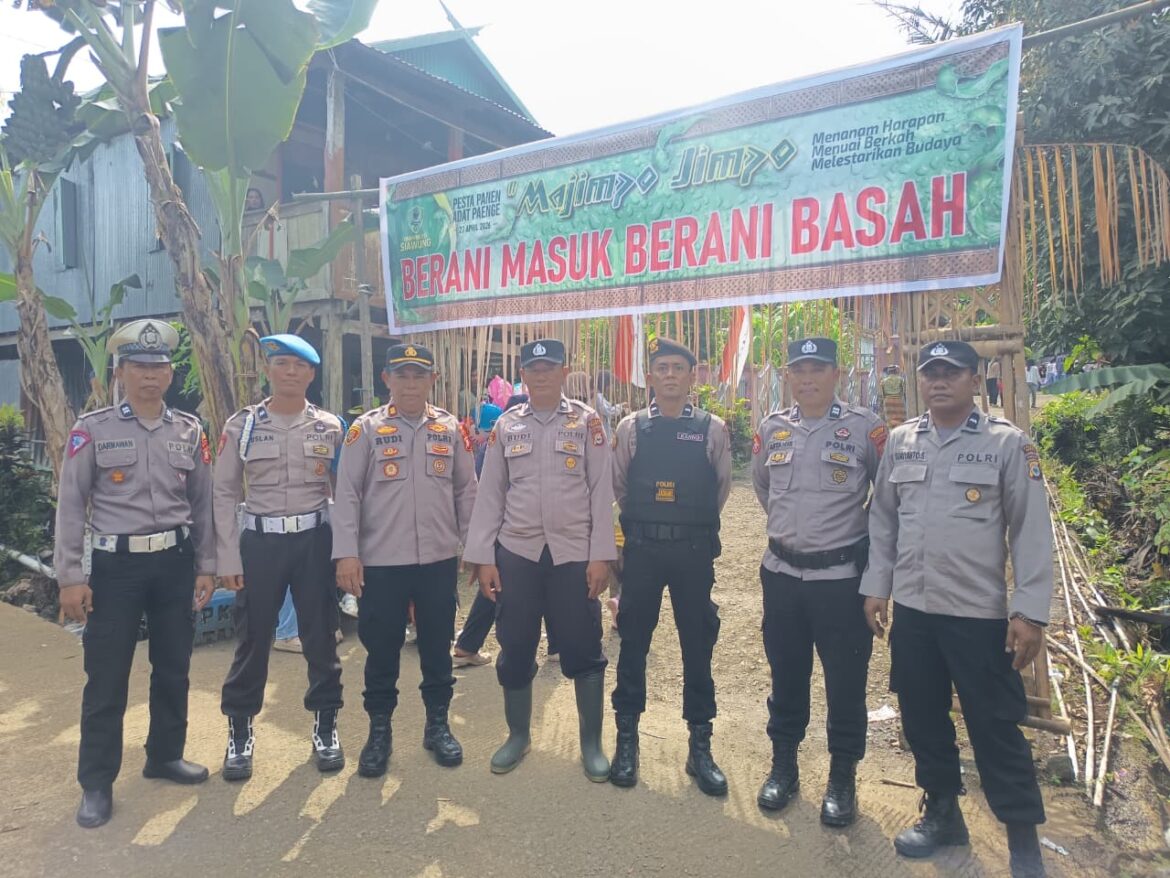 Polsek Barru Laksanakan Pengamanan Pesta Adat Pa’engnge Majjimpo-jimpo