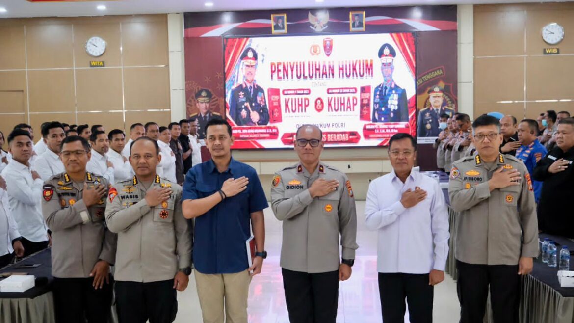Divkum Polri Gelar Penyuluhan Hukum tentang KUHP dan KUHAP di Polda Sultra