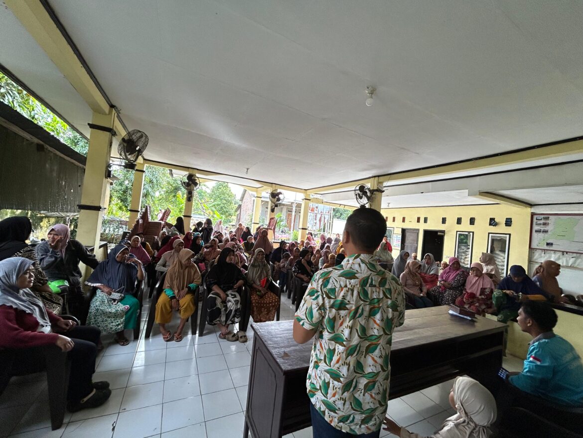 Pembagian Bantuan Pangan di Desa Biangloe Berjalan Lancar