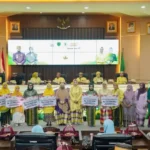 HUT Barru Bertabur Berkah: Pemprov Sulsel Kucurkan Bantuan Miliaran Rupiah untuk Infrastruktur hingga UMKM HUT Barru Bertabur Berkah: Pemprov Sulsel Kucurkan Bantuan Miliaran Rupiah untuk Infrastruktur hingga UMKM