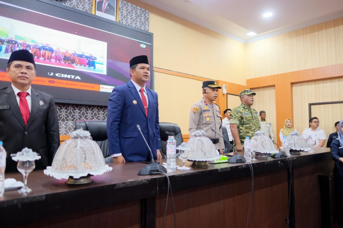 *Bupati Bantaeng Lantik Muhammad Tafsir sebagai Pj. Sekda Bantaeng, Dorong Pembenahan Tata Kelola Pemerintahan
