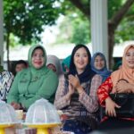 *Ketua TP. PKK Bantaeng Hadiri Puncak Peringatan Hari Lansia Nasional Tingkat Kabupaten Bantaeng *Ketua TP. PKK Bantaeng Hadiri Puncak Peringatan Hari Lansia Nasional Tingkat Kabupaten Bantaeng