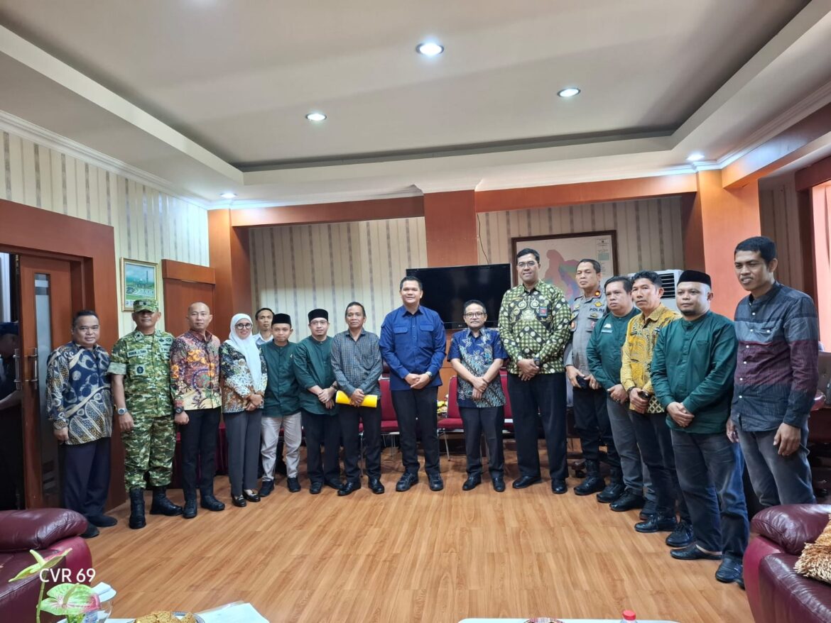 Bupati Bantaeng dan Forkopimda Teken Kesepakatan Bersama, Komitmen Sukseskan Pilkades PAW Desa Pattallassang