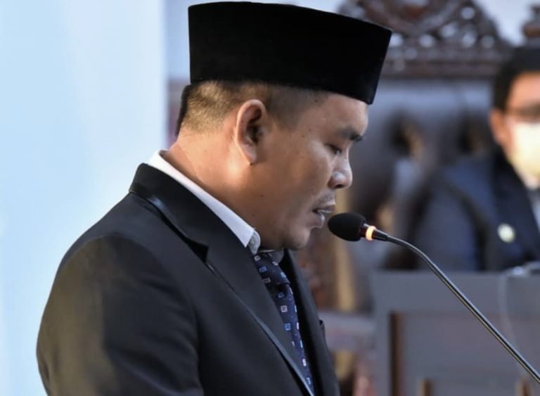 Wakil Ketua DPRD Lutra, Karemuddin: Kita Kehilangan Sosok Pengabdi Tulus, H. Baharuddin