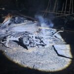 ​Diduga Korsleting Listrik, Rumah Panggung Petani di Pujananting Barru Ludes Terbakar