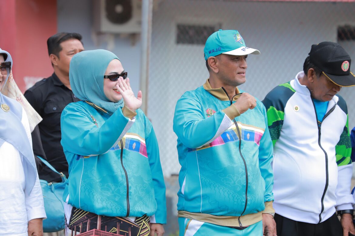 Pelepasan Kontingen Pekan Olahraga dan Seni Pelajar ( Porsenijar ) di Pimpin Wakil Bupati Wajo
