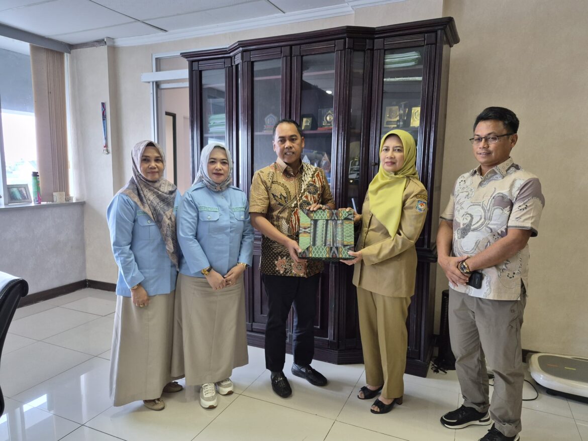 Tingkatkan Kwalitas Pelayanan Administrasi Kependudukan masyarakat Wajo, Andi Rosman berkunjung ke Direktorat Jenderal Kependudukan dan Pencatatan Sipil Kemendagri