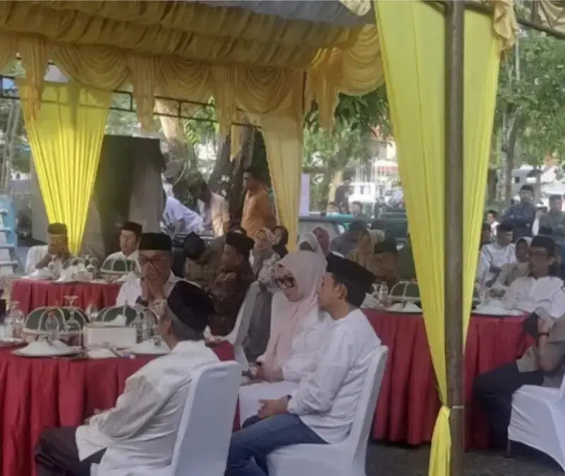 Eratkan Simpul Persaudaraan, Momen Manis Bupati Barru Serta Wakil Berbagi Cerita dan Doa Bersama Tim INIMI
