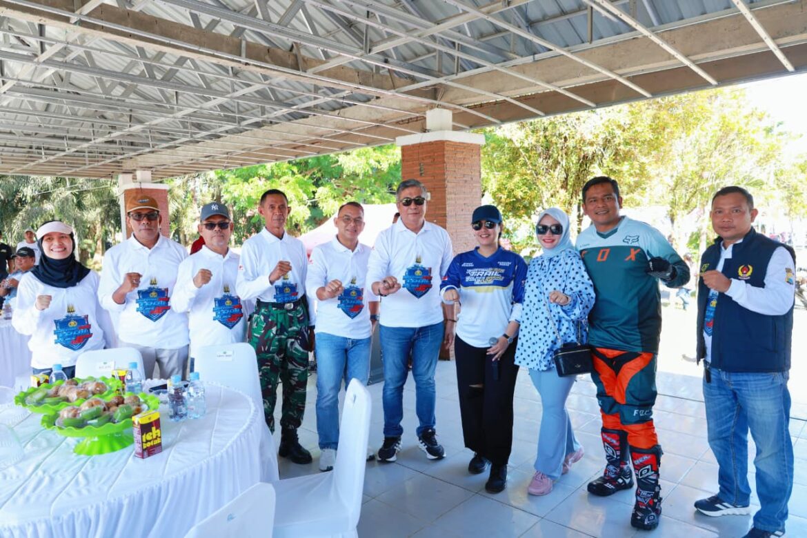 Semarak Hari Bhayangkara ke-80, Kapolres Barru Lepas 600 Peserta Bhayangkara Trail 2026