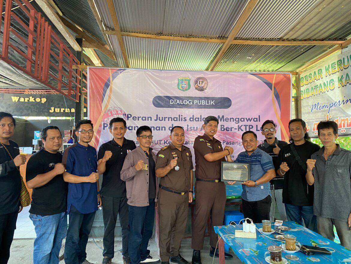 Perkuat Sinergi Dengan Insan Pers Kajari Pasangkayu Sambangi Sekretariat IJP, dan Ucapkan Selamat HUT Ke-4,