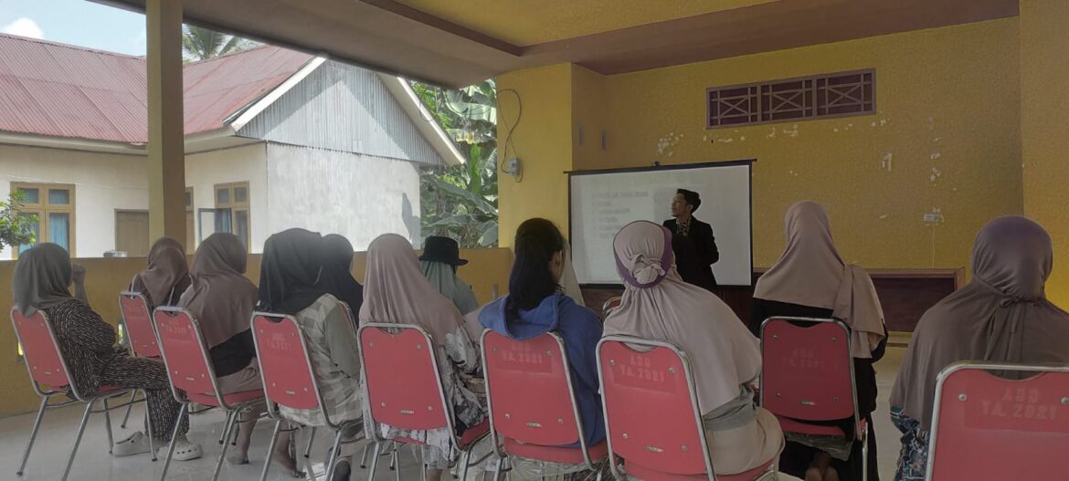 Edukasi Dampak Sampah Pampers dan Pembalut Digelar di Desa Polejiwa, Warga Antusias Ikuti Sosialisasi dan Terima Souvenir Gratis
