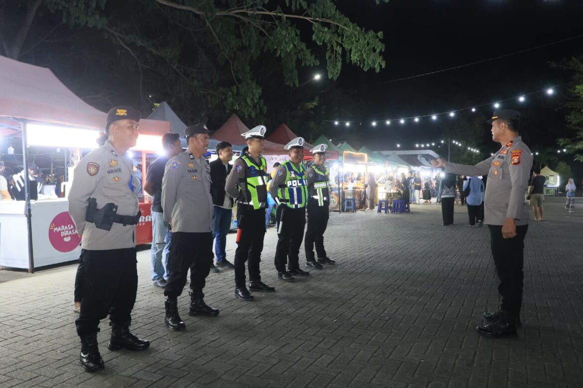 Polres Barru Hadiri Pembukaan Malam Semarak HUT RI ke-81 dan Gebyar UMKM, Pastikan Kegiatan Berlangsung Aman dan Kondusif