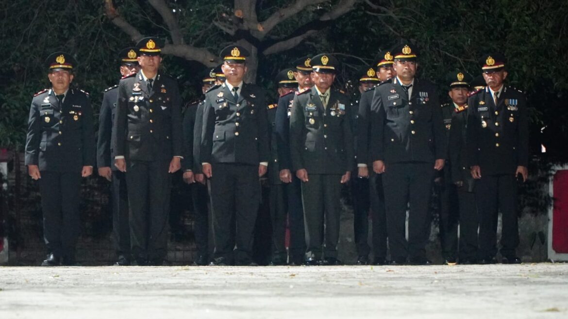 Jelang HUT ke-81 RI, Bupati Bantaeng Bersama Forkopimda Ikuti Apel Kehormatan dan Renungan Suci