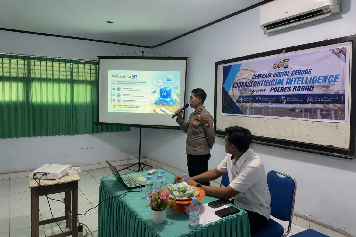 ​Sosialisasi AI di SMKN 1 Barru, Tim Polres Barru Imbau Siswa Waspadai Konten Palsu